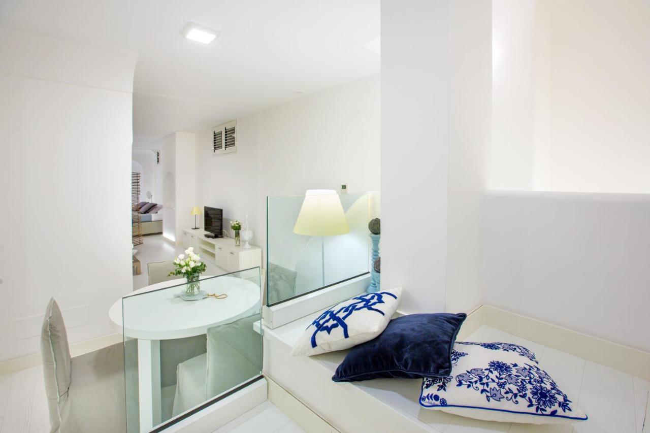 Apartment White Stylish 3 Vico Equense