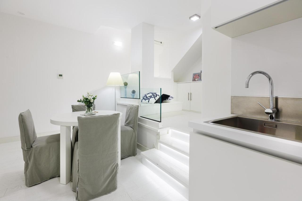 Apartment White Stylish 3 *